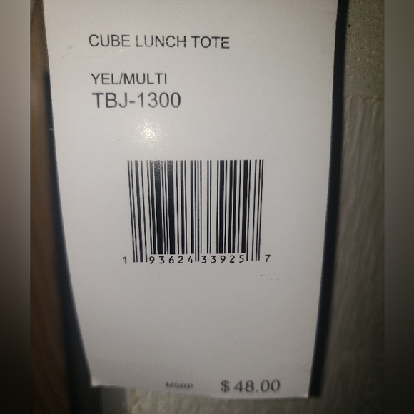 BETSEY JOHNSON ICE CREAM LUNCH TOTE NWT - Picture 9 of 9